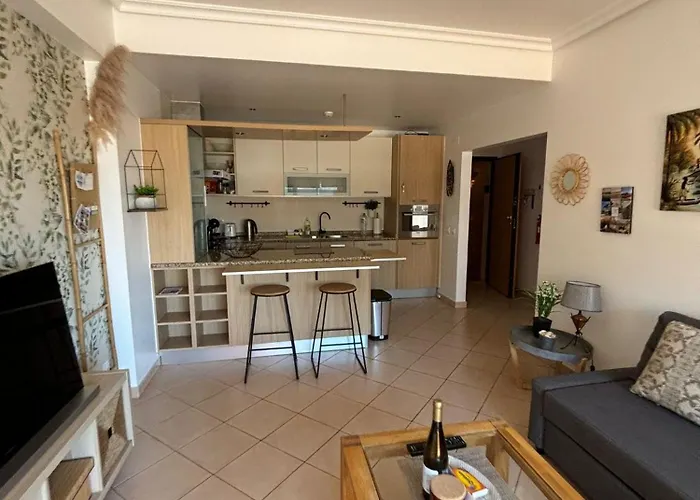 Tres Palmeiras With Pool شقة